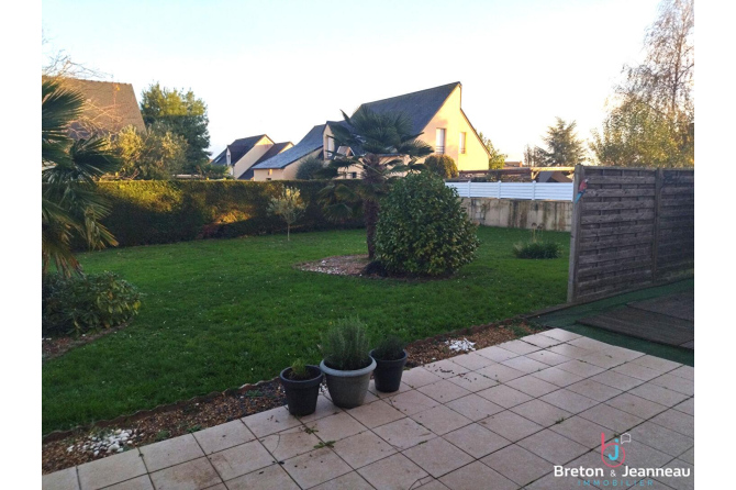 PAVILLON F4 à MAYENNE