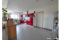 Corps de ferme sur 3 ha 39 secteur Vaiges