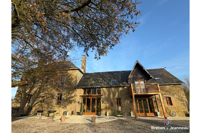 Superbe propriété sur 4.6 Hectares secteur Gorron