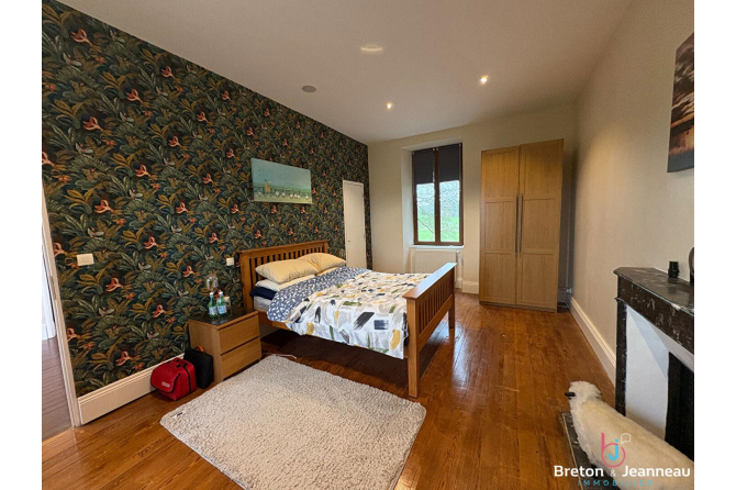 Superbe propriété sur 4.6 Hectares secteur Gorron