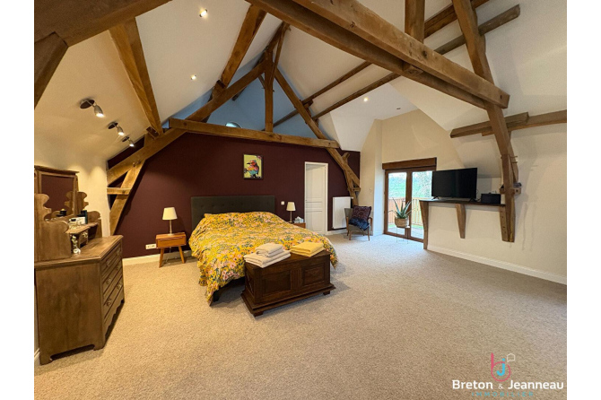 Superbe propriété sur 4.6 Hectares secteur Gorron