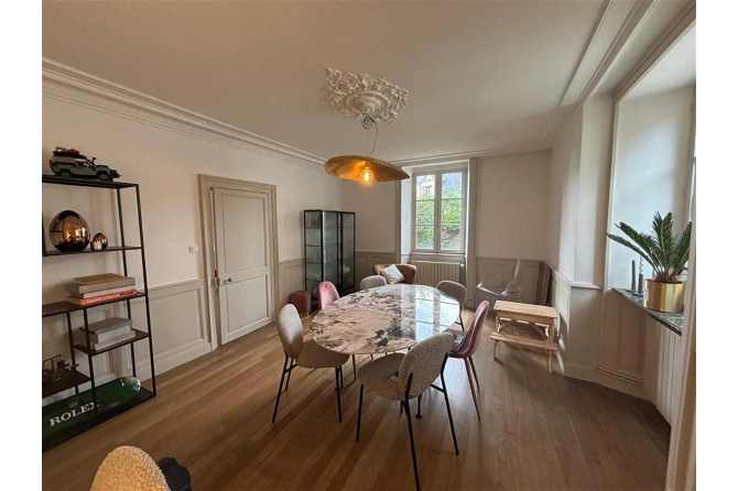 Maison Ville LAVAL AVESNIERES