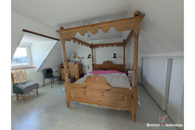 Maison Evron 5 pièce(s) 100 m2