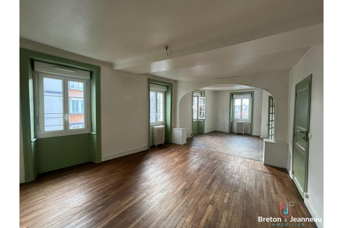 APPARTEMENT LAVAL - 4 pièce(s) - 82.56 m2