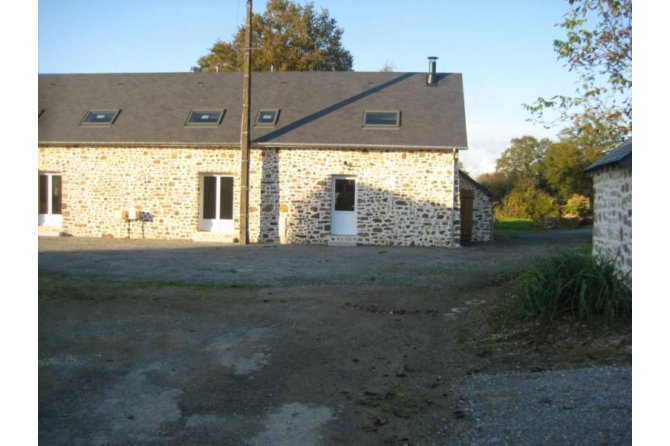 Maison 2 chambres - LAUNAY VILLIERS