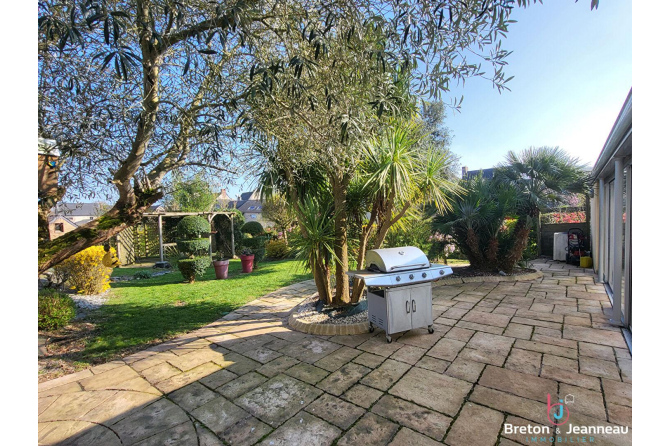 Propriété à Montsûrs