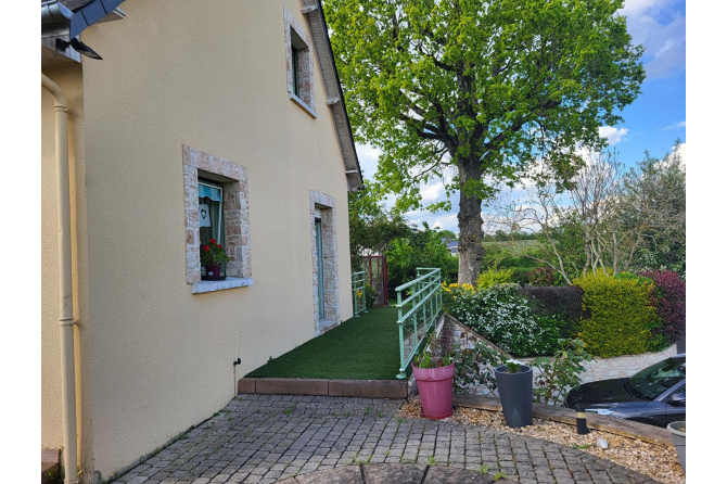 Propriété à Montsûrs