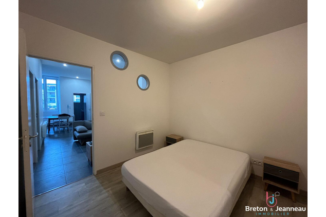 Appartement meublé T1bis - LAVAL Rive gauche