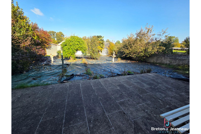 Maison La Bazouge des Alleux