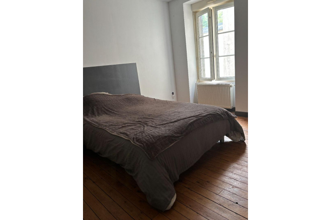 Maison de ville à Ambrières les Vallées