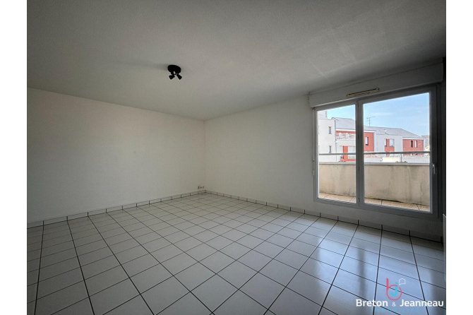 Appartement T2 - LAVAL proche Gare