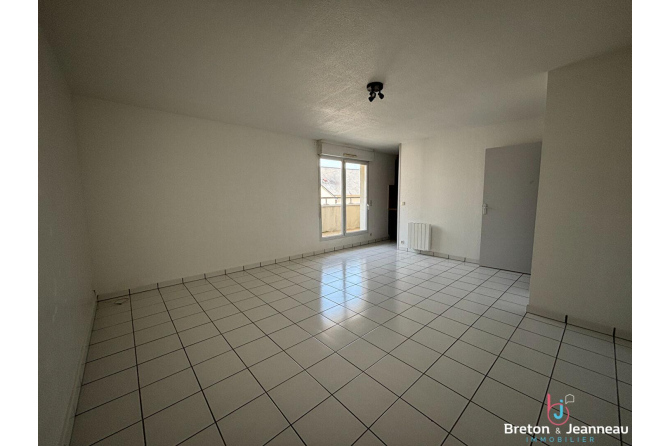 Appartement T2 - LAVAL proche Gare