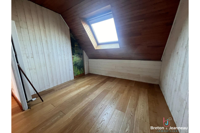 LAVAL MAISON 140 M²