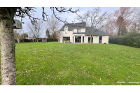 ST BERTHEVIN Maison de 190 m²