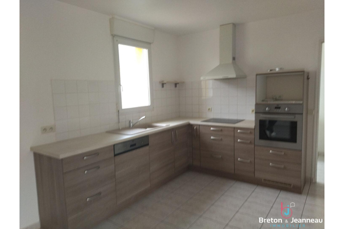 PAVILLON F4 à VAIGES