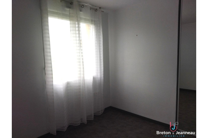 PAVILLON F4 à VAIGES