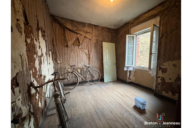 Maison à Laubrières