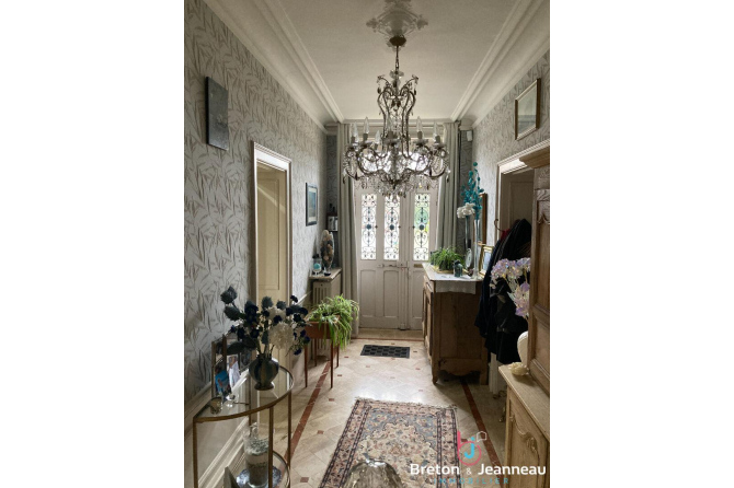 Maison avec dépendances à Javron Les Chapelles