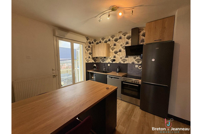 Pavillon sur sous-sol à Saint-Denis-De-Gastines