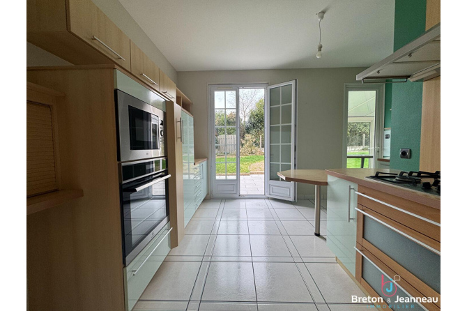 Maison plain-pied à Bonchamp Les Laval