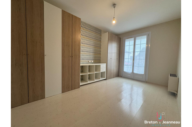 Maison plain-pied à Bonchamp Les Laval