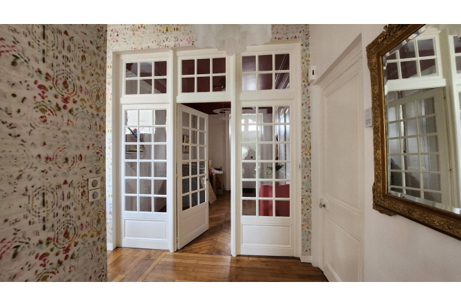 Maison de Charme hyper-centre de Laval