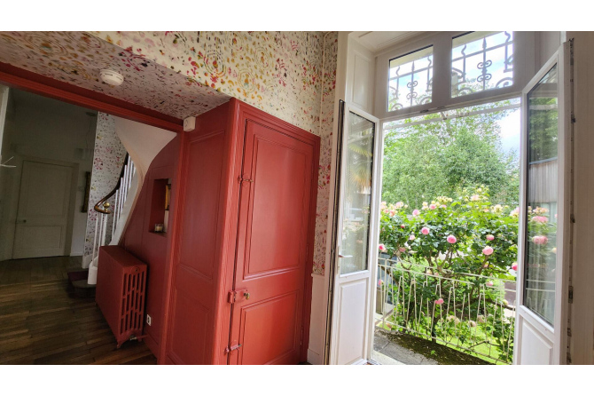 Maison de Charme hyper-centre de Laval