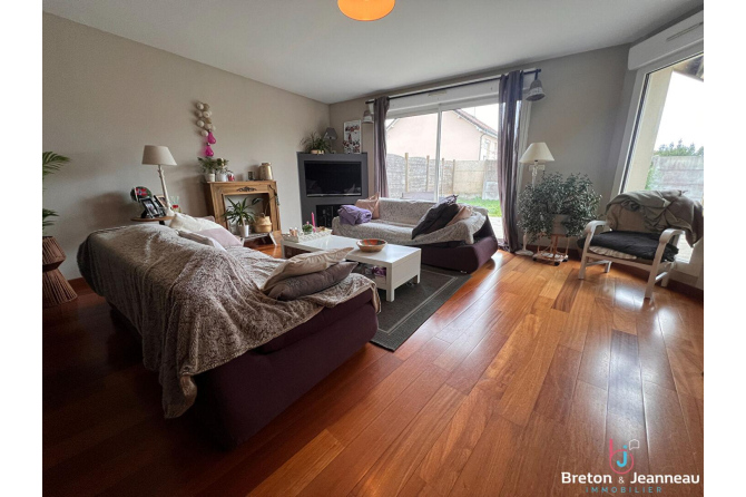 Maison LAVAL 127 m²