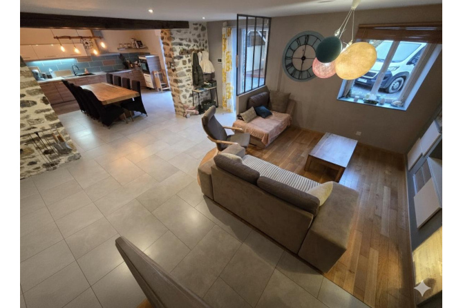 Maison secteur Montsûrs