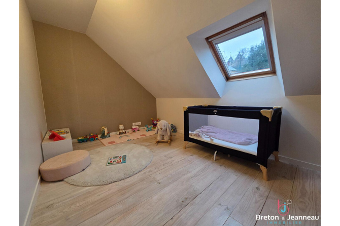 Maison secteur Montsûrs