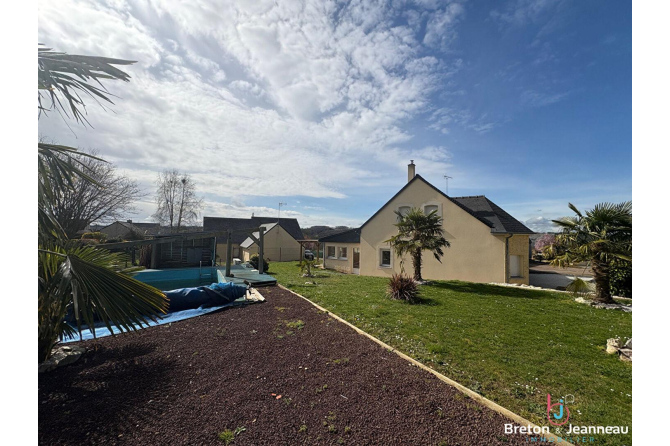 Maison à Fougerolles du Plessis