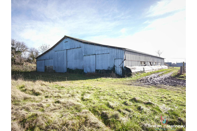 Propriété sur plus de 4 ha secteur Villaines la Juhel