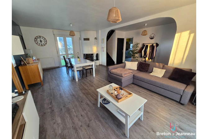 Maison à Soulgé sur Ouette