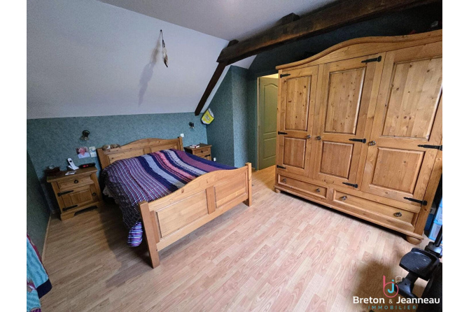 Maison de campagne sans voisin entre Montsûrs et Evron