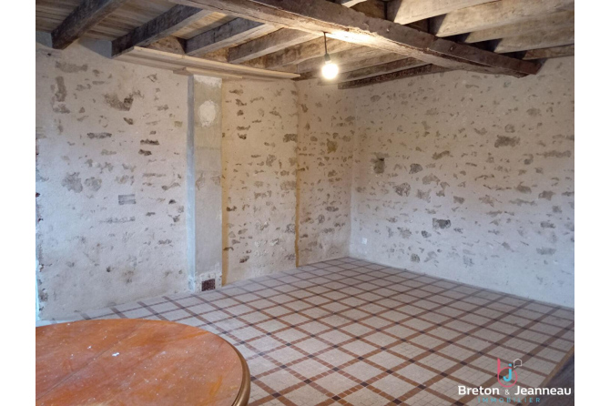 Maison en pierres à Martigné sur Mayenne