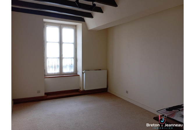 Longère en pierres secteur Lassay les Châteaux