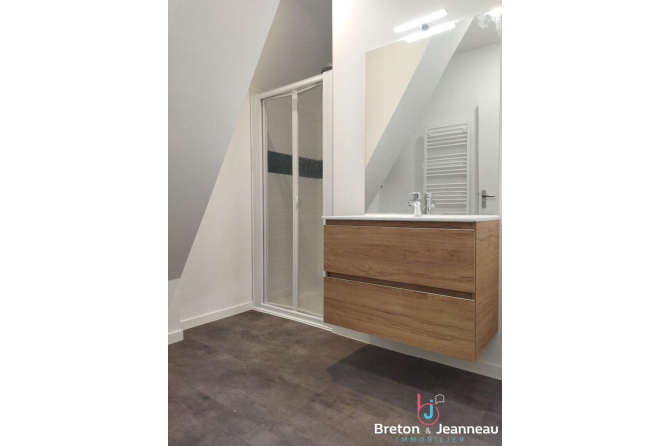 Appartement T2 rénové à Mayenne