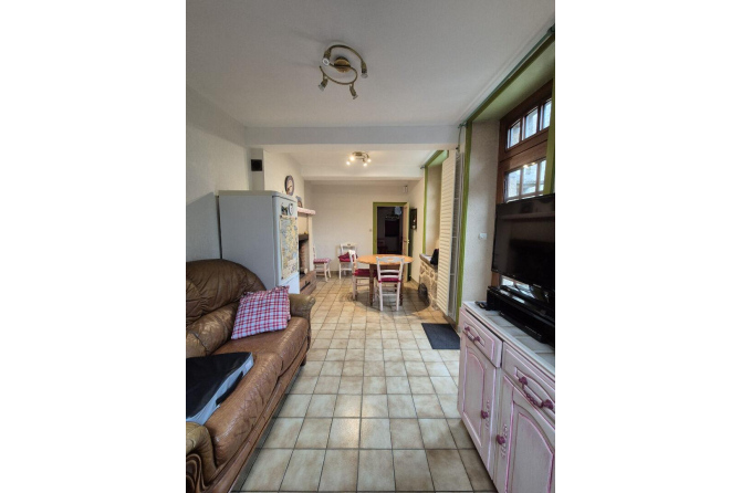 Maison en pierres au coeur de Lassay les Châteaux