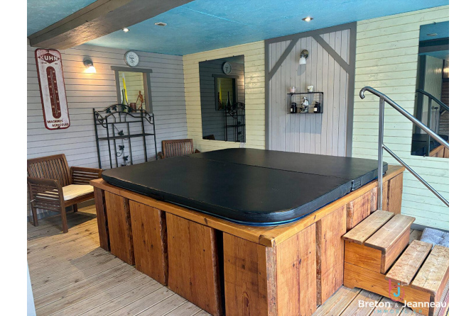 Ensemble immobilier sur environ 4 ha à Argentré