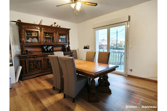 Maison à Villaines la Juhel