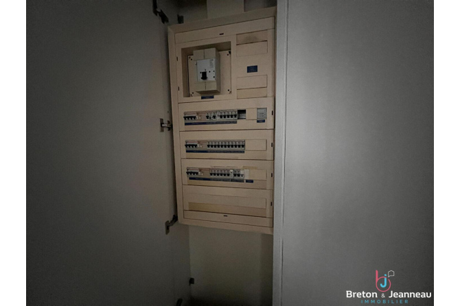 Bureaux 280 m² gare de Laval