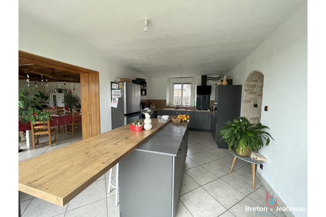 Maison rénovée à Rouessé Vassé