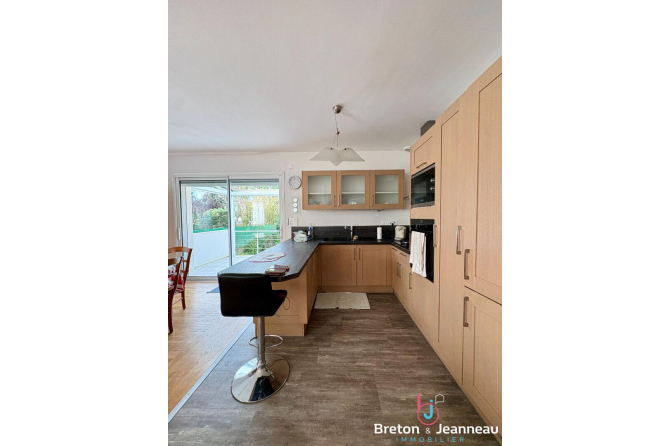 Maison Laval 4 pièce(s) 107.5 m2