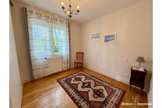 Maison Laval 4 pièce(s) 107.5 m2