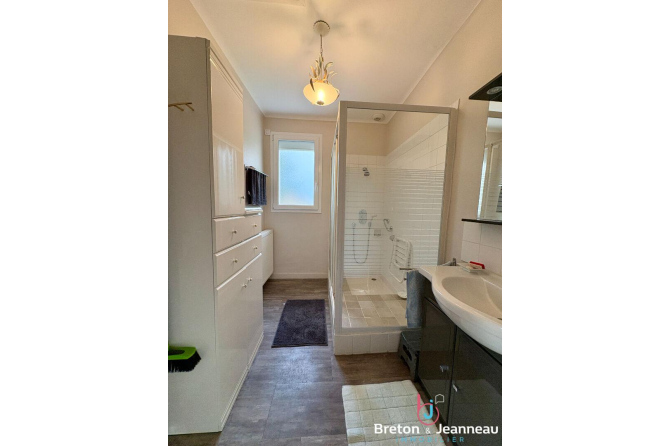 Maison Laval 4 pièce(s) 107.5 m2