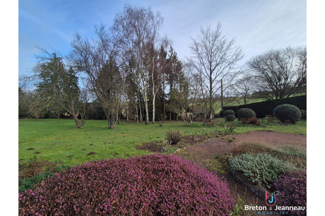Maison de Campagne à Lassay-les-Châteaux