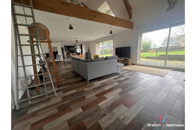 Maison à La Bazouge de Cheméré