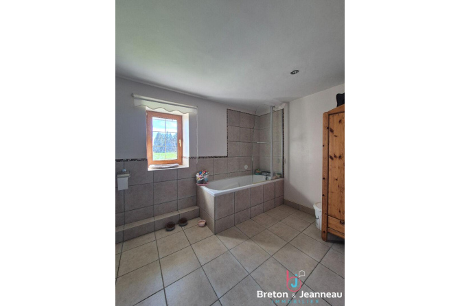 Propriété sur 1 ha 18 secteur Lassay les Châteaux