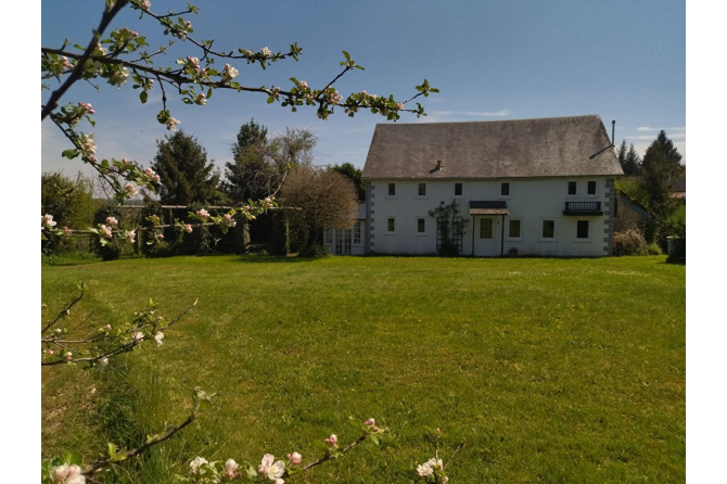 Propriété sur 1 ha 18 secteur Lassay les Châteaux