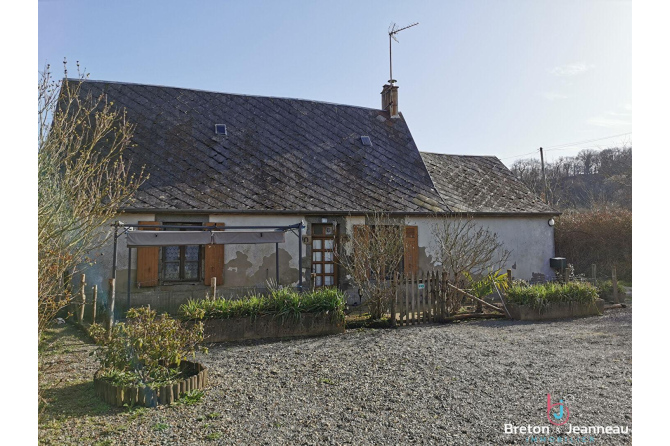 Fermette à rénover sur près de 10 ha à Vimartin sur Orthe
